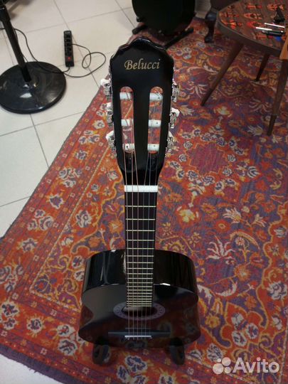 Гитара классическая черная новая