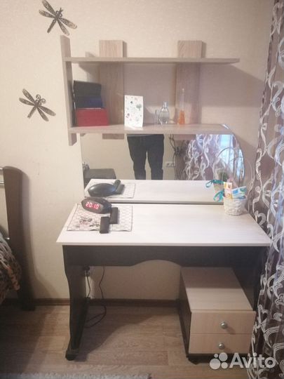 Компьютерный стол