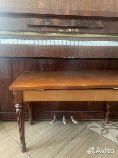 Фортепиано lirika