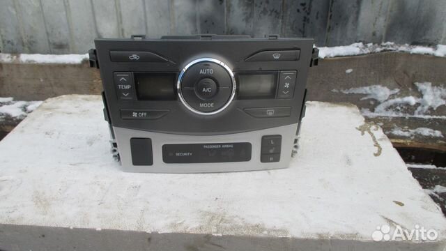 Блок климат контроля тойота корола 2012г