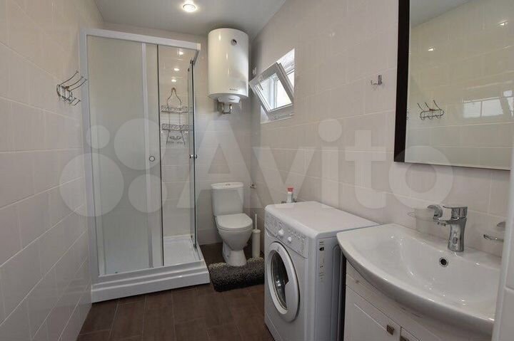 Дом 64 м² на участке 1,1 сот.