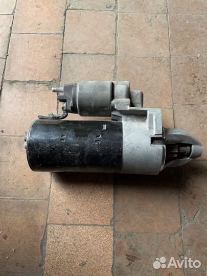 Стартер AMG Mercedes W221 6,3AMG A0061515301