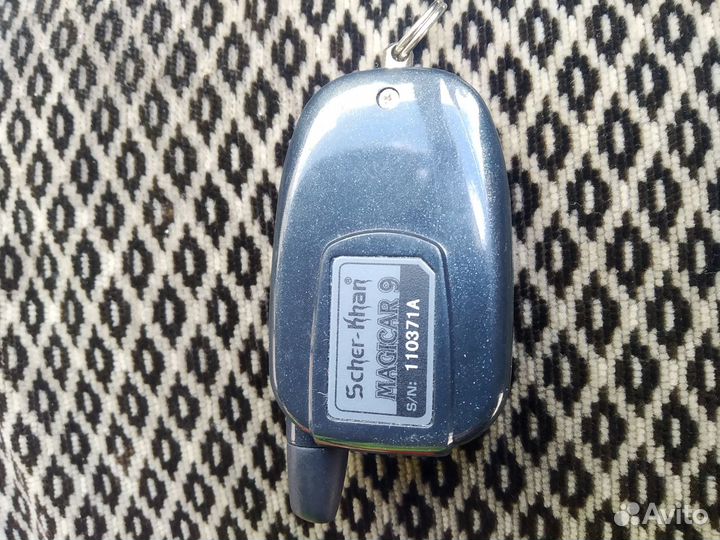 Пульт сигнализации sher-khan magicar9