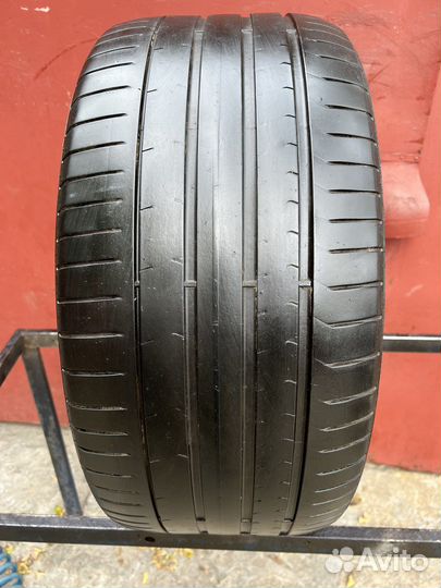 Pirelli P Zero PZ4 275/35 R20 102Y