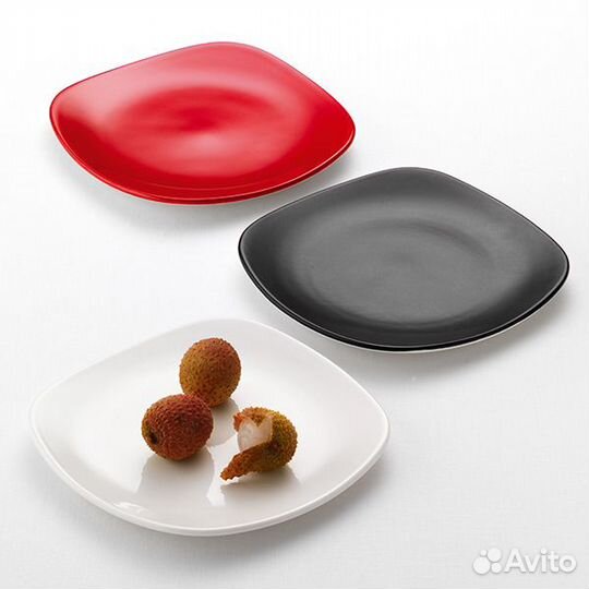 Тарелка квадратная «Монако Вайт» White-Quadro Stee