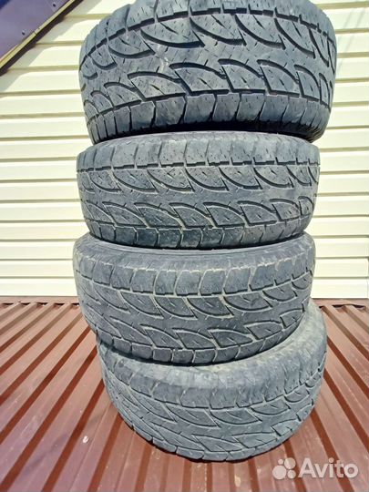 Bridgestone Dueler A/T 265/65 R17