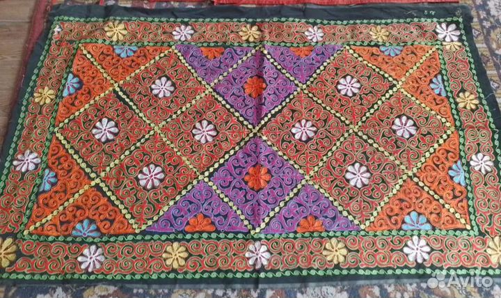 Ковёр настенный (тускиыз)