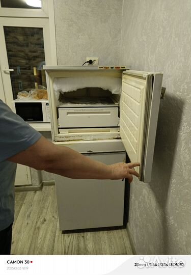 Продам холодильник бу2000к