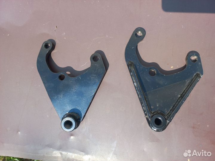 Кронштейны переноса амортизаторов на Ниву ваз 2121