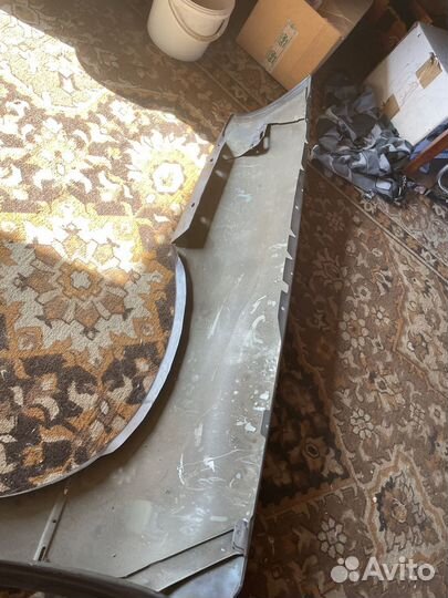 Крыло переднее правое для Oldsmobile Aurora