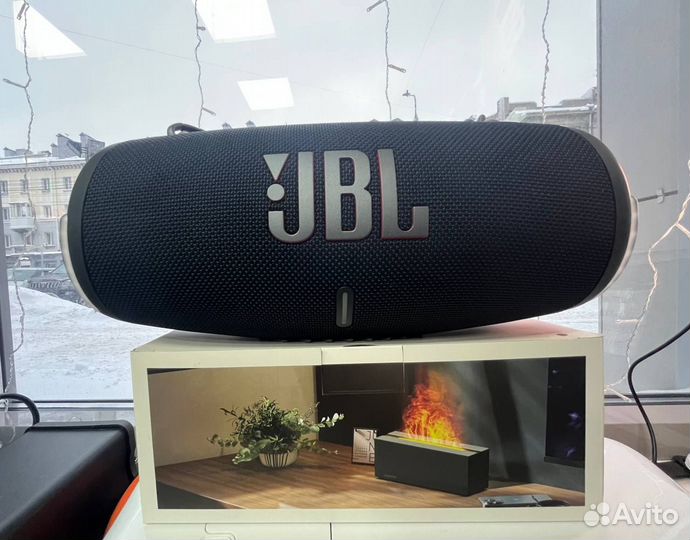 Колонка JBL