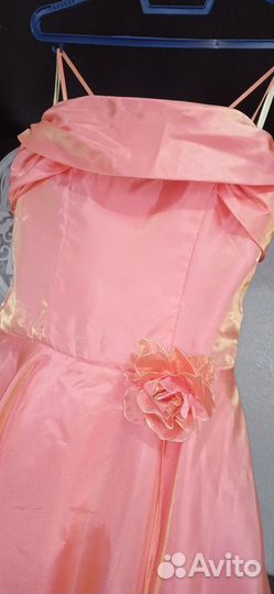 Платье в пол