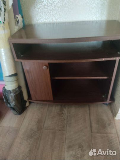 Тумба под телевизор