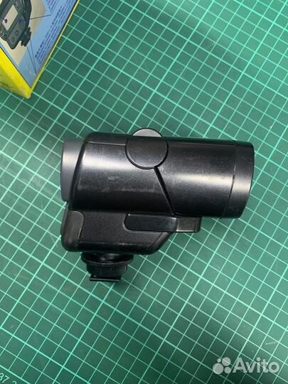 Фотовспышка Sony HVL-F32