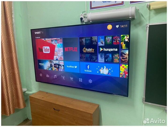 Новый телевизор со Smart TV
