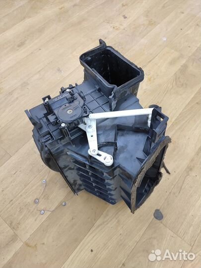 Корпус отопителя двигателя Honda Odyssey 2006