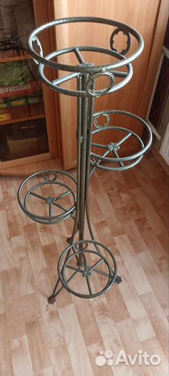 Подставка для цветов