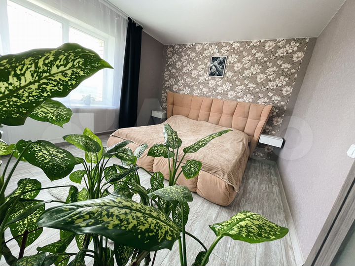 3-к. квартира, 92,2 м², 1/2 эт.