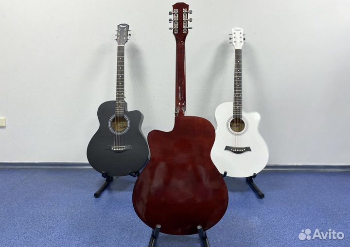 Акустическая гитара белуччи