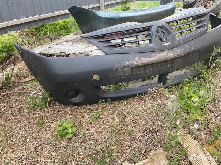 Бампер передний новый рено лога 1
