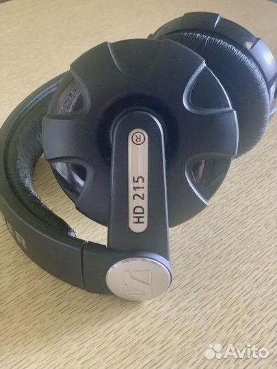 Наушники Sennheiser HD 215 II