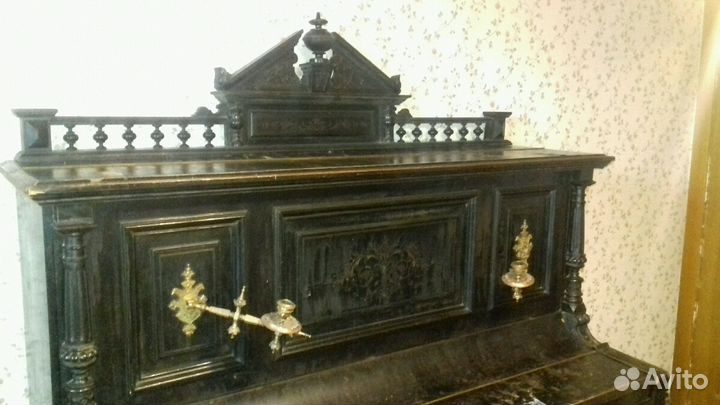 Антикварное пианино 19 века