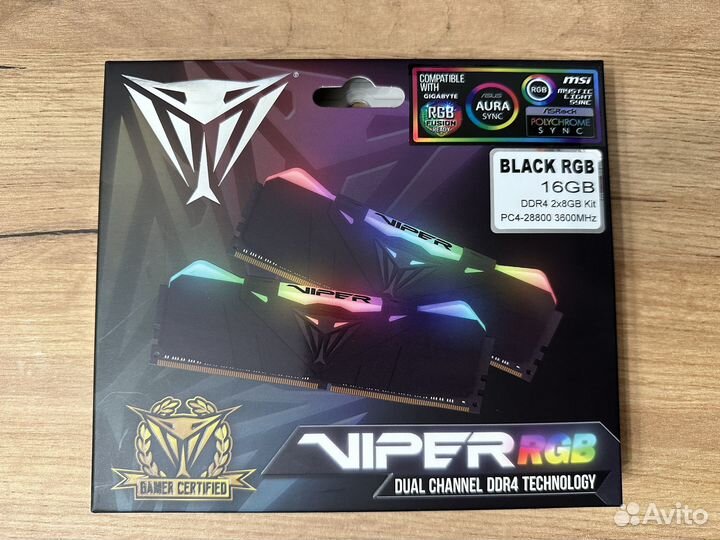 Оперативная память DDR4 16gb Patriot Viper RGB