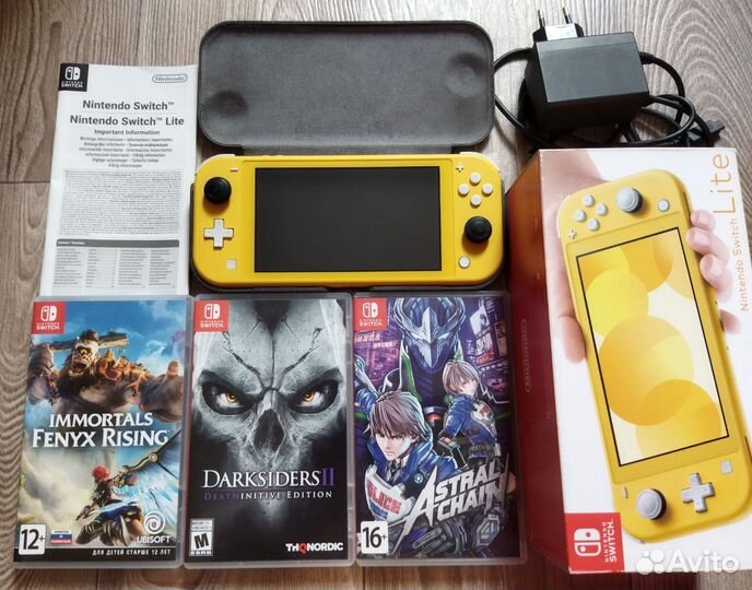 Nintendo Switch Lite