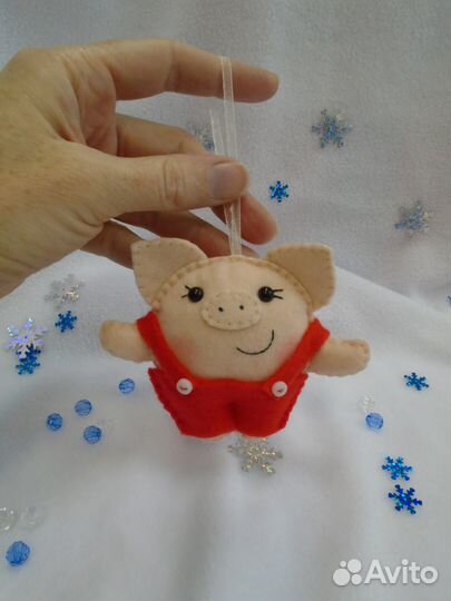 Поросята-игрушки ручной работы