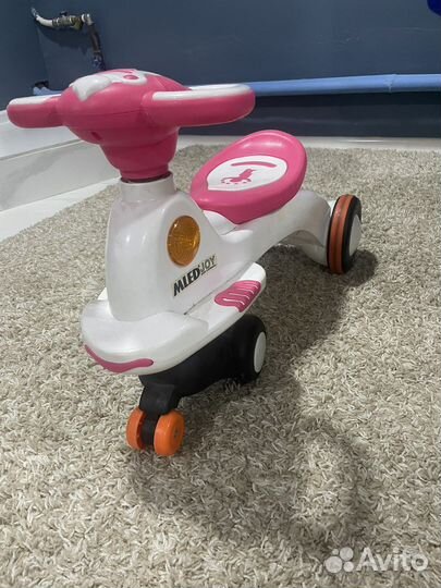 Машинка-каталка