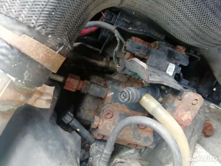 Дымит K9k834 двигатель Renault megane 3