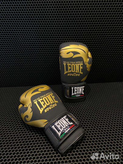 Боксерские перчатки