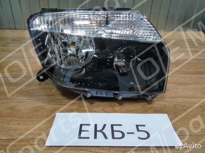 Фара правая Renault Duster