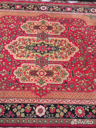 Ковер шерстяной