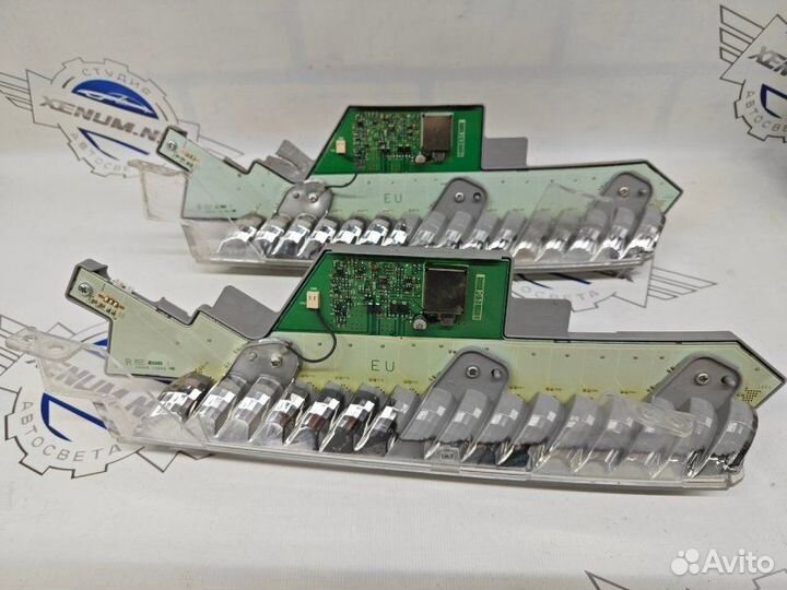 Фара запчасти правая Toyota Land Cruiser J200