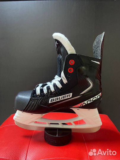 Хоккейные коньки S21 vapor X3.5 skate YTH