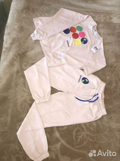 Спортивный костюм женский