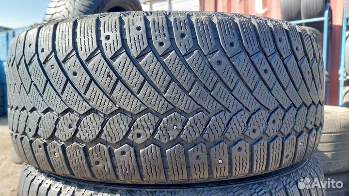 Continental ContiIceContact 4x4 255/55 R18 109T