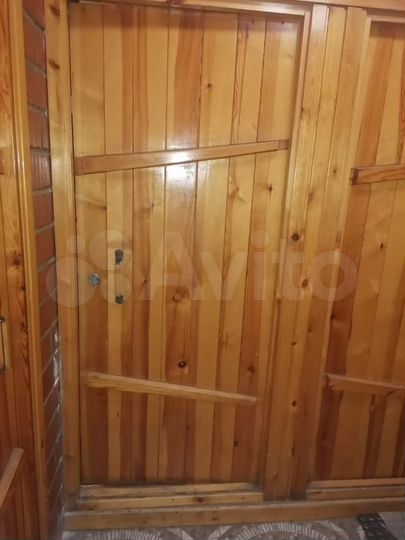 Комната 11 м² в 4-к., 1/2 эт.