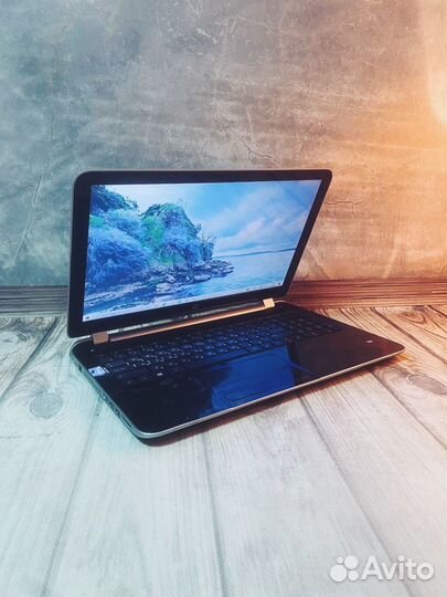Стильный Игровой Ноутбук HP / AMD A10-4655m 4 ядра