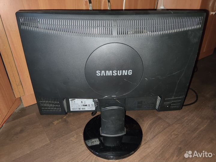 Монитор Samsung 22 дюйма