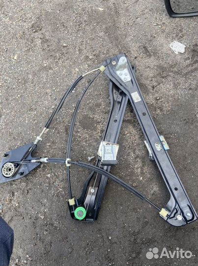 Стеклоподъемник передний левый Volkswagen Polo 5