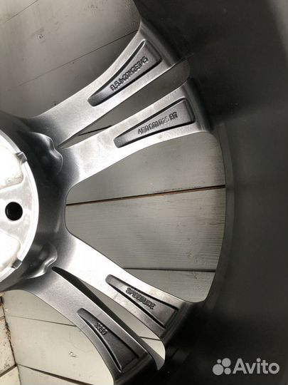 Оригинальные колеса на Зиме Audi A6 S6 R20