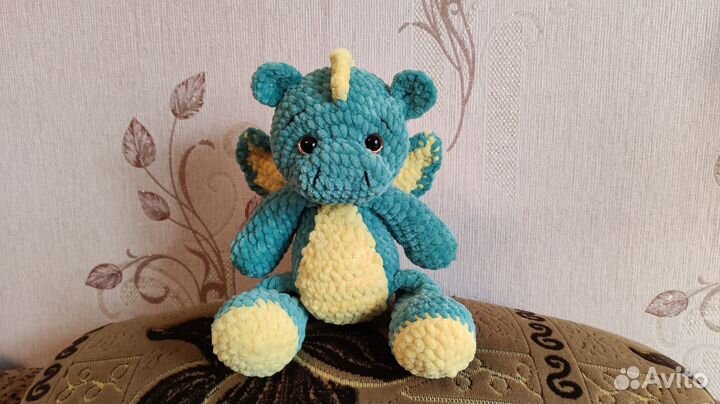 Дракон вязаная игрушка символ 2024 года