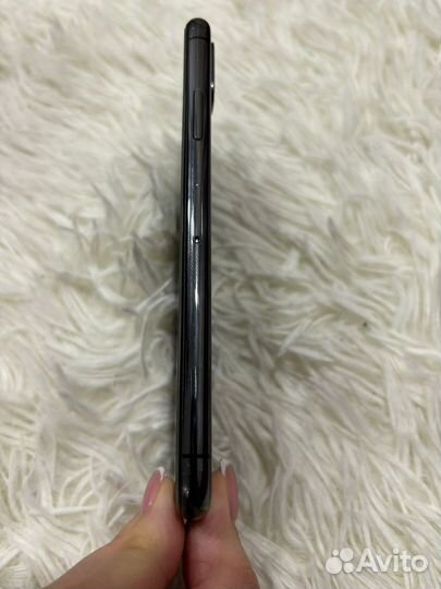 iPhone X, 256 ГБ