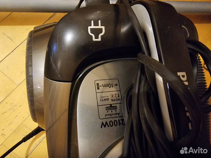 Пылесос Philips fc8766 на запчасти