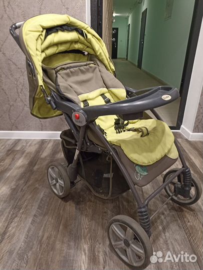 Коляска прогулочная