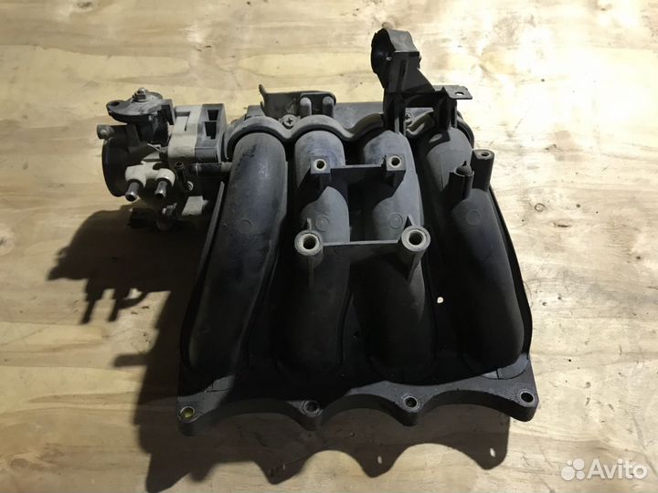 Коллектор впускной Hyundai Accent