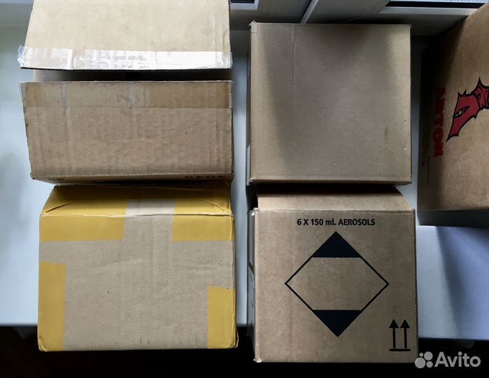 Картонные коробки для упаковки подарков