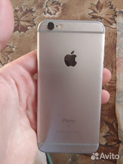iPhone 6S, 16 ГБ
